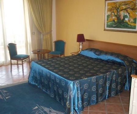 Grand Pameba Hotel Shkallnur Ngoại thất bức ảnh